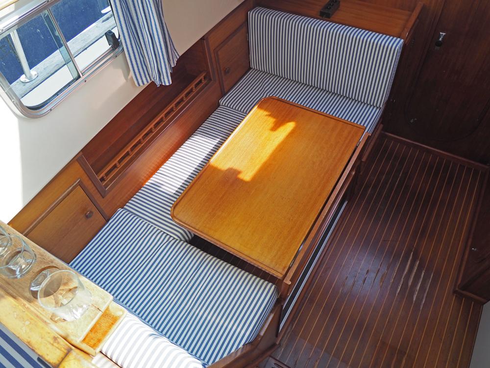 Salon, H&eacute;bergements